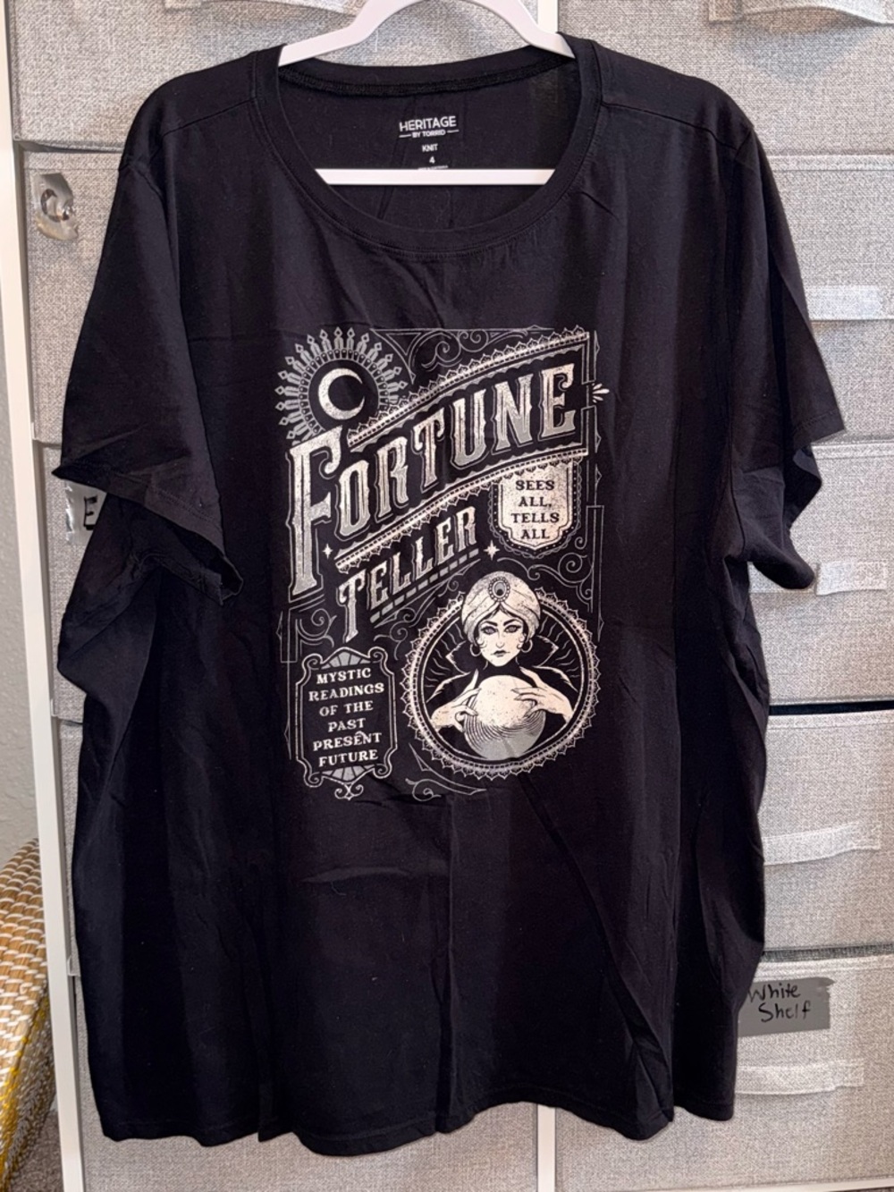 Torrid graphic tee size 4 - black NWOT